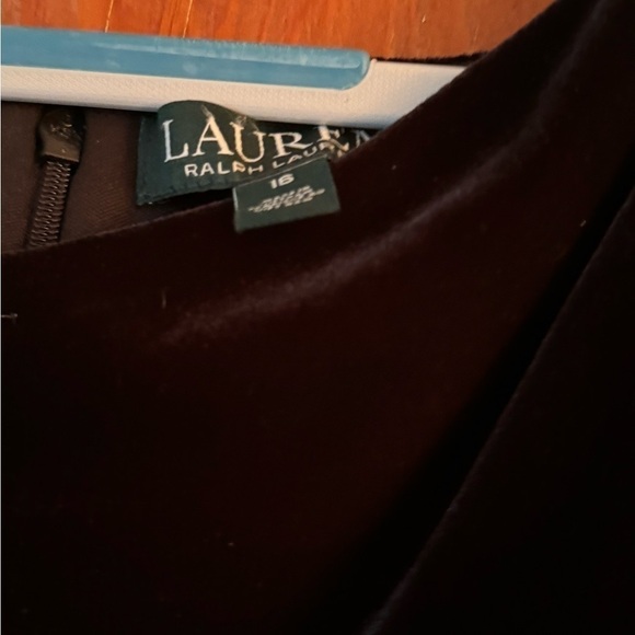 Lauren Ralph Lauren Black Velvet Cocktail Dress with asymmetrical neckline sz 16 - Picture 2 of 3